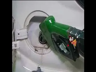 Petrol, diesel prices likely to be hiked by up to Rs 7 per litre as global crude prices soar - Sakshi