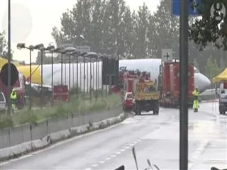 cargo plane crashes onto road in italy - Sakshi