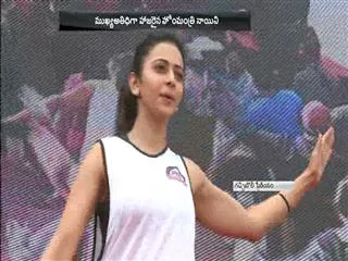 rakul preet singh at fundraising - Sakshi