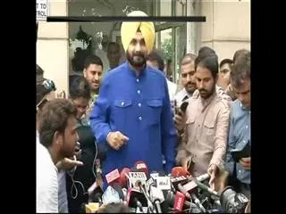 I resigned from the RS because I was told to stay away from Punjab: Navjot Singh Sidhu - Sakshi