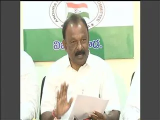 no use with 2000 note, says raghuveera reddy - Sakshi
