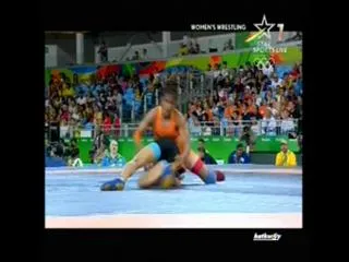 Vinesh Phogat Loses in In Quarters with serious injury - Sakshi
