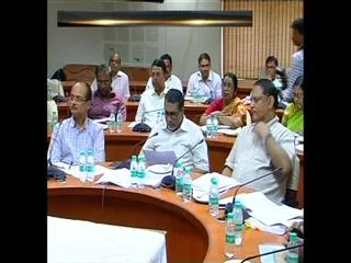 Telangana chief secretary Rajiv Sharma gets one year extension - Sakshi