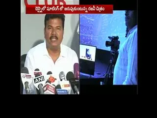 journalists manhandled by bouncers during shoot of Robo 2 - Sakshi