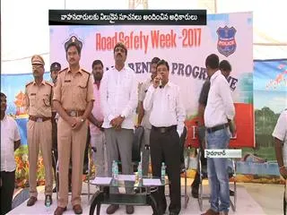 Road safety week in goshamahal - Sakshi