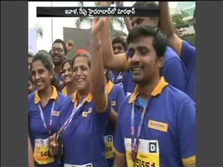 10K Run Marathan in Hyderabad || Sakshi Media || Hitex to Gachibowli - Sakshi