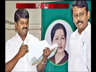 Income tax officials raid minister Vijayabaskar properties - Sakshi