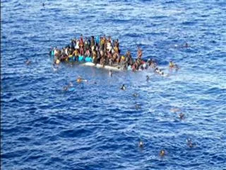 Italy steps up talks with Libya over curbs to Med migrant flows - Sakshi