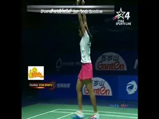 Saina Nehwal wins tight opener, PV Sindhu cruises in Hong Kong Open badminton - Sakshi