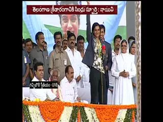 pv sindhu gets grand welcome in hyderabad - Sakshi