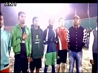MLA insults national anthem, talks to phone in howrah - Sakshi