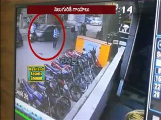 Speeding (Minor)Student's Car Hits Bikes In SR Nagar | 2 Injured - Sakshi