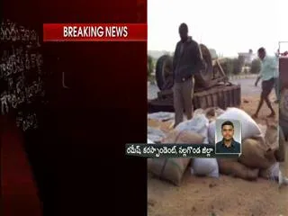 Travels bus hits Tractor, three injured - Sakshi