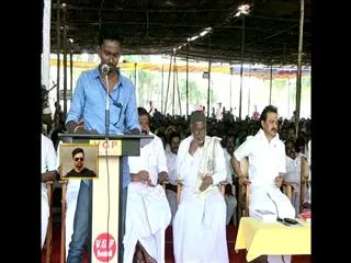 MK Stalin to meet President Mukherjee and explains Floor test issue - Sakshi