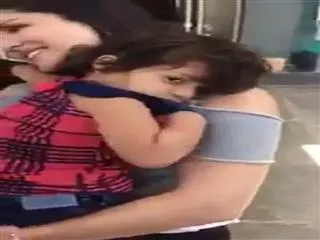 When A Little Kid Hugged Sunny Leone And Refused To Let Go - Sakshi