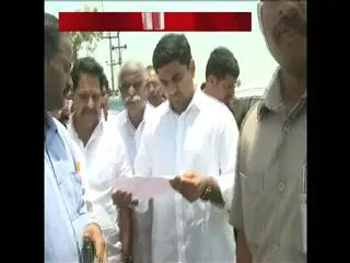 soicial media comments on Minister Lokesh - Sakshi