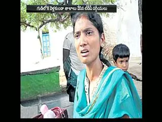 Caste discrimination on dalith panchayat secretary and Temple locked - Sakshi