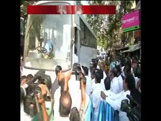 AIADMK MLAs shifted to secret place - Sakshi
