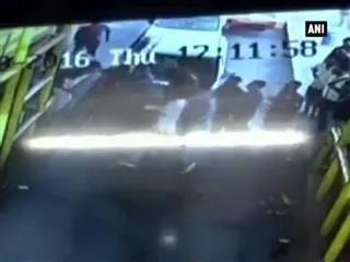 Caught on cam: Unidentified goons vandalise toll plaza in Noida - Sakshi