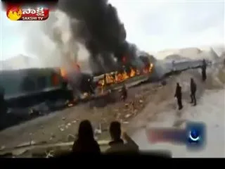 At least 31 dead in Iran train crash - Sakshi