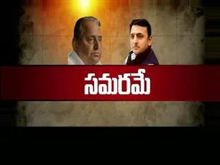 mulayam singh yadav issues showcase notice to akhilesh yadav - Sakshi
