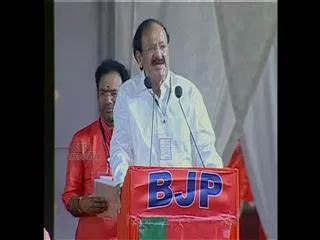 Across the country BJP flag: Venkaiah - Sakshi