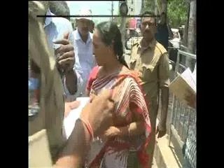 chain snatchers attack on women in vijayawada - Sakshi