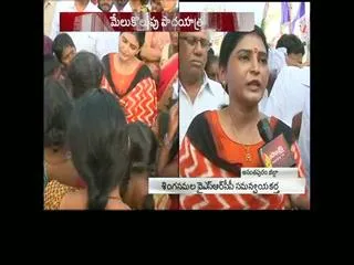 Jonnalagadda Padmavathi's Melukolupu Padayatra in Anantapur Dist - Sakshi