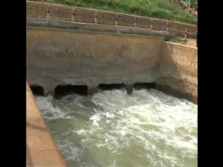 Krishna waters gushing towards Jurala - Sakshi