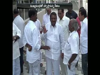 leaders meeting in Tundurru - Sakshi