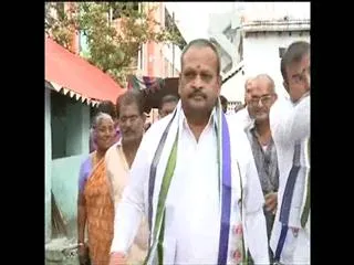 huge rallies in several constituencies in vijayanagaram - Sakshi