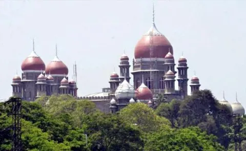 High Court Again Serious Over Cock Fights - Sakshi