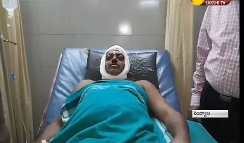 attack on ysrcp leader - Sakshi