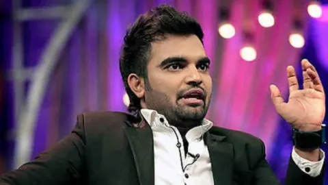 Anchor Pradeep Not Attended Drunk And Drive Counseling - Sakshi