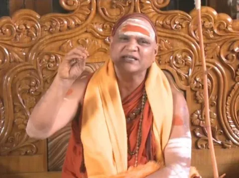 swarupananda swami fire on AP govt - Sakshi