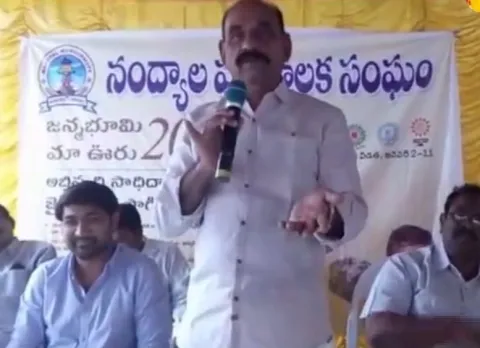  The TDP leader on the Dalits is controversial - Sakshi