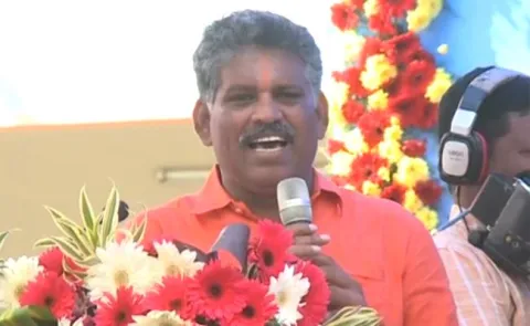 Chevireddy Bhaskar Reddy Speech in Rachabanda - Sakshi