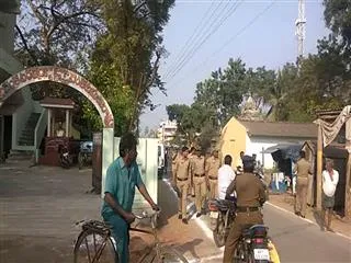 YSRCP leader Parthasarathi put on house arrest - Sakshi