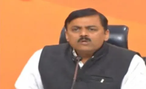 BJP committed to implement Agenda of  AP Reorganisation Act - Sakshi