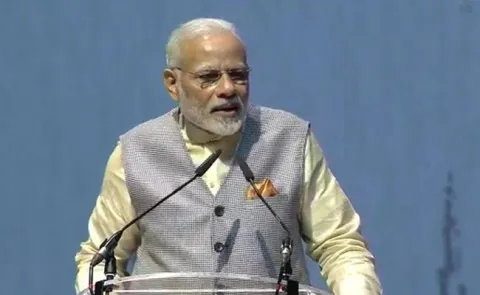 Narendra Modi Speech in UAE Opera House - Sakshi