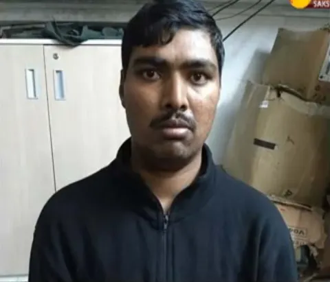 Search Results Hyderabad Metro employee arrested for harassing woman passenger - Sakshi