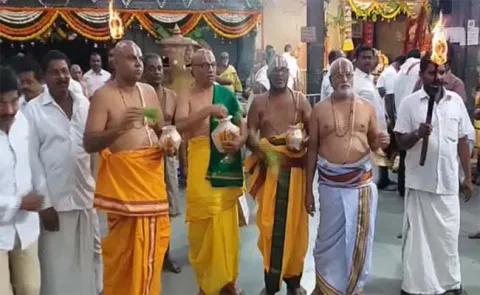 Yadadri Sri Lakshmi Narasimha Swamy Brahmotsavam begins - Sakshi