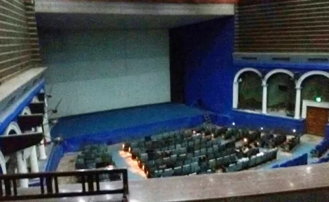 facebook friend rape attempt in movie theatre - Sakshi