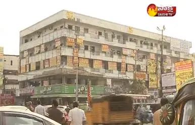 ameerpet famous for courses - Sakshi