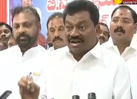 Chandrababu fails to implement bc plans - Sakshi
