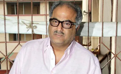 Dubai cops interrogate to Boney Kapoor - Sakshi
