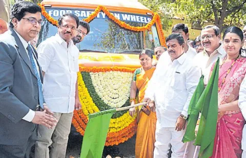 Mobile food testing laboratory launched in Hyderabad - Sakshi