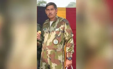 Police arrest  Indian Airforce officer for spy links - Sakshi