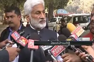 YSRCP lodges complaint with EC against Chandrababu - Sakshi