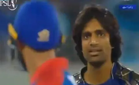 Rahat Ali, Imad Wasim Involved In Heated Exchange - Sakshi